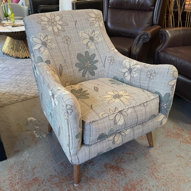 Flower Upholstered Accent Chair 28x33x35