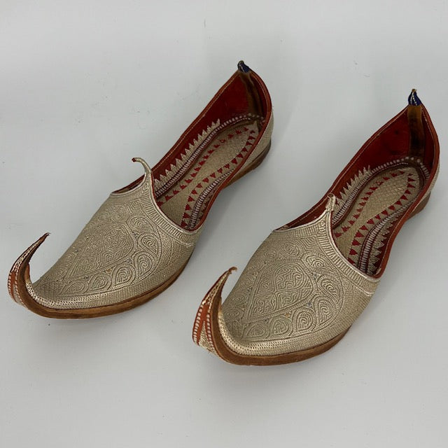 Leather Mughal Moorish Shoes with Gold Embroidered Thread 10"L