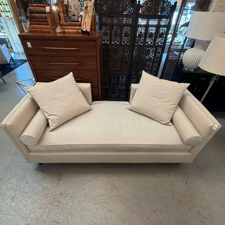 Custom Kravet Couples Sofa W/Upgraded Cream Fabric 80x32x31