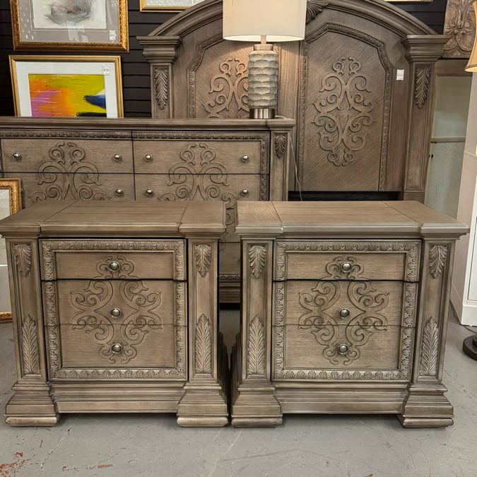 PAIR Avalon Sanctuary 3-Dwr Nightstands 30x18x29.5