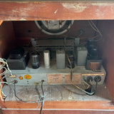 Vintage 1930's Record Player & Radio 35.5x17x36.5