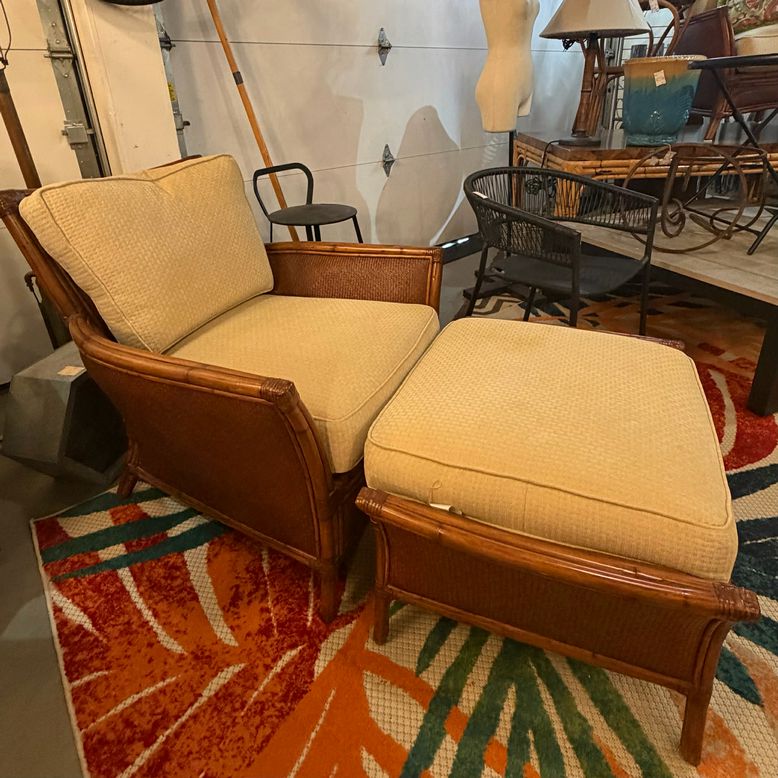 PAIR Ethan Allen Faux Bamboo & Wicker Chairs 34x37x35 & Ottoman
