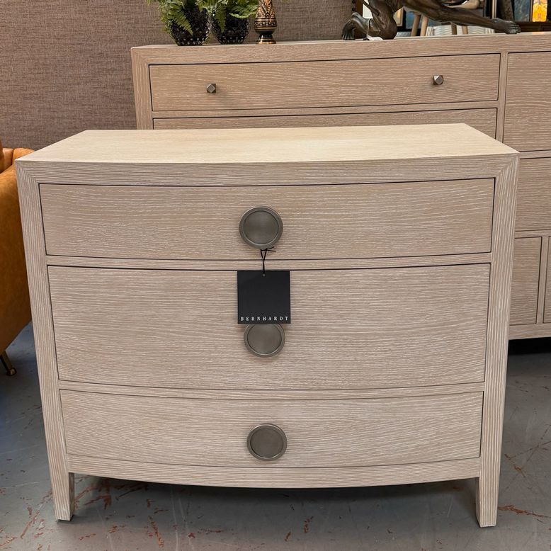 Bernhardt Lane Park 3-DrW Bachelor's Chest 38X19X32 NEW