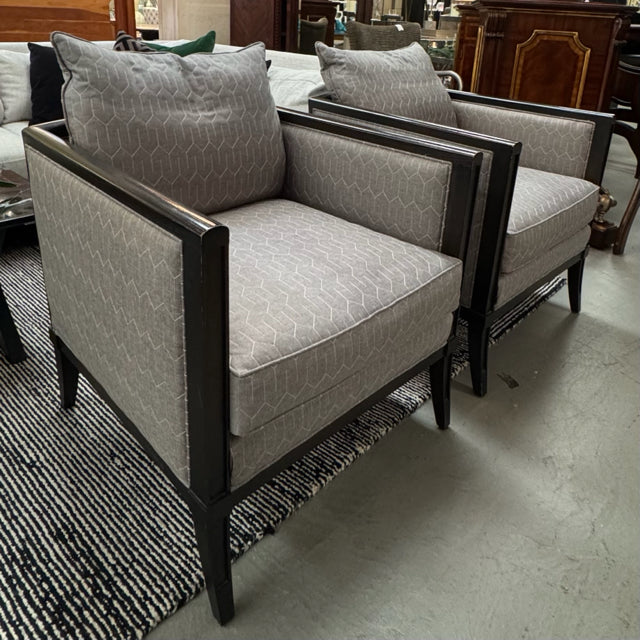 PAIR Vanguard Wood Framed Gray Upholstered Accent Chairs 28.5x32x34