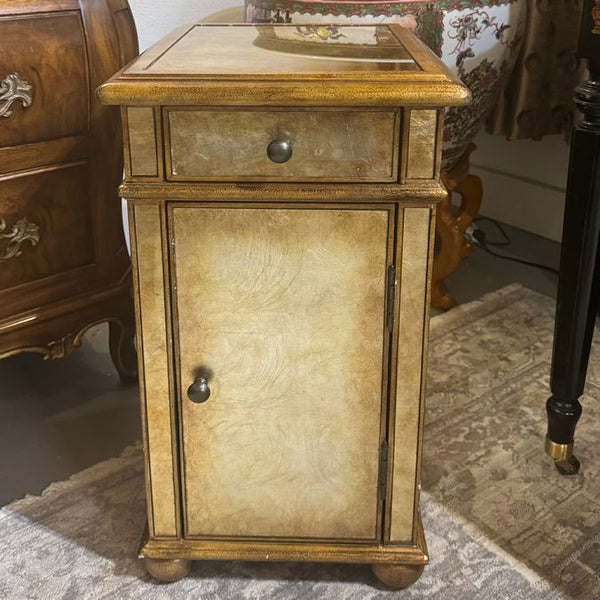 Hooker Seven Seas Gold Side Table 14x18x24