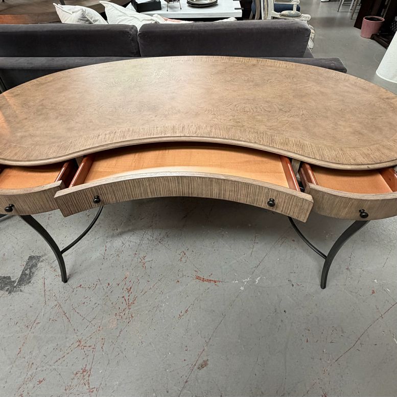 Hekman 3-Drw Kidney Shaped Desk W/Metal Base 59x24x30.5