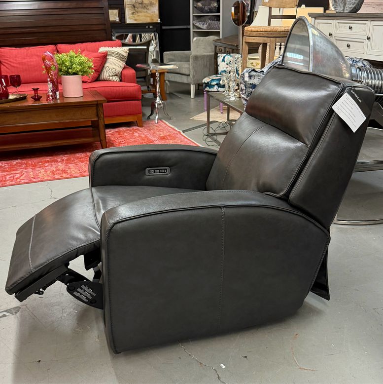 Haverty's Haley Leather Power Recliner 34X41X39 NEW