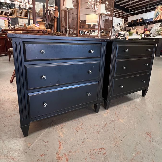 PAIR Ethan Allen Glover 3-Drw Nightstands Distress Black 30x19x29