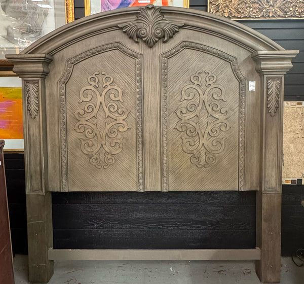 Avalon Sanctuary Queen Head/Foodboard W/SRs,SLs, 2 Drawers