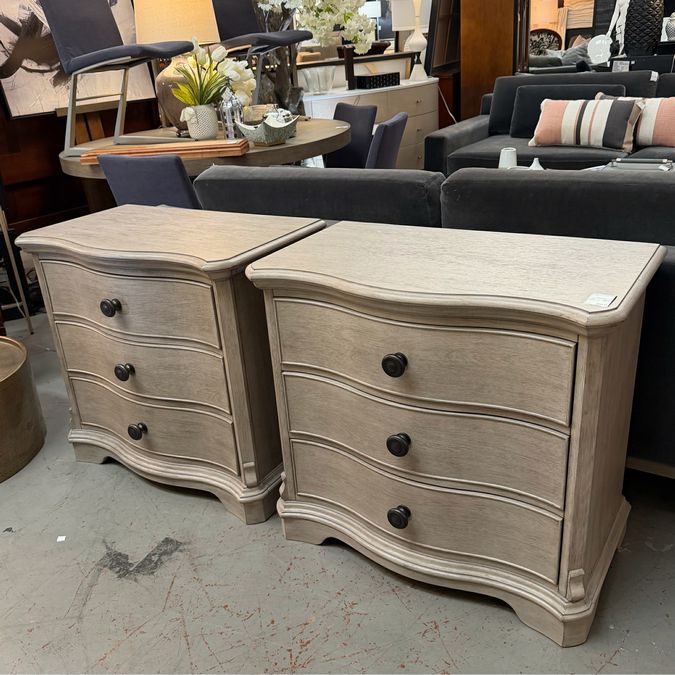 PAIR Riverside Corrinne 3-Drw Nightstands 32x18x29.5