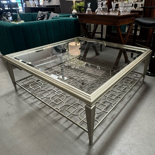 Caracole Sociables Cocktail Table 50x50x18