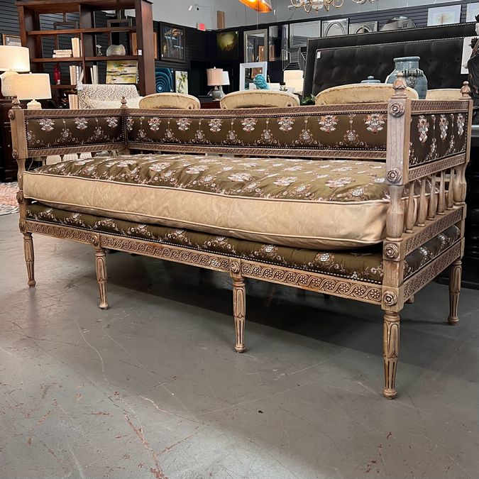Custom Lindon Style Bench by Old Hickory Tannery 77.5x30x39