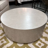 Ethan Allen Braemore Cocktail Table W/Plinth Base 38x38x15