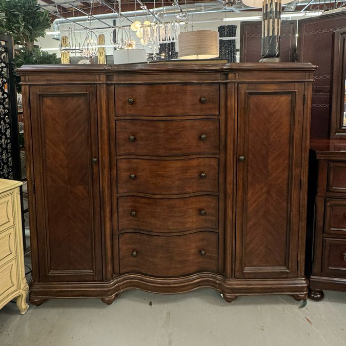 Pulaski Montgomery 2-Dr/5-Drw Master Chest 72x21x61