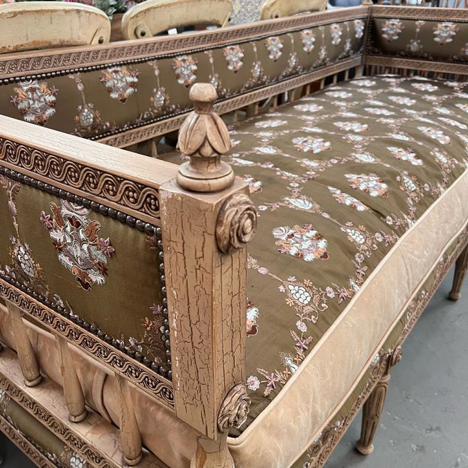 Custom Lindon Style Bench by Old Hickory Tannery 77.5x30x39