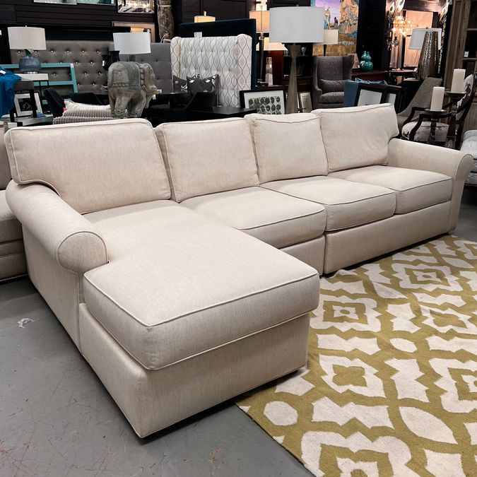 Ethan Allen 3-Pc Ivory Bennett Sectional 111x37