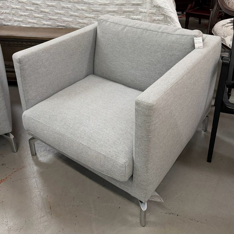 Design Within Reach Comolino Chair 31x35x31 NEW
