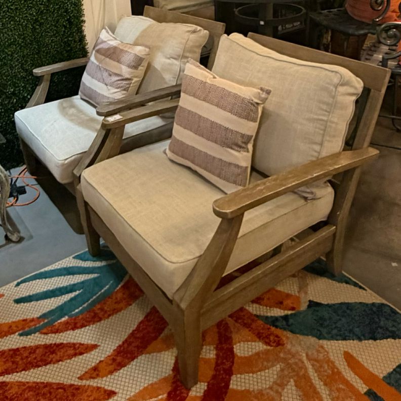 SET/2 Eucalyptus Wood Outdoor Lounge Chairs W/Cushions 31x36x32 AS IS
