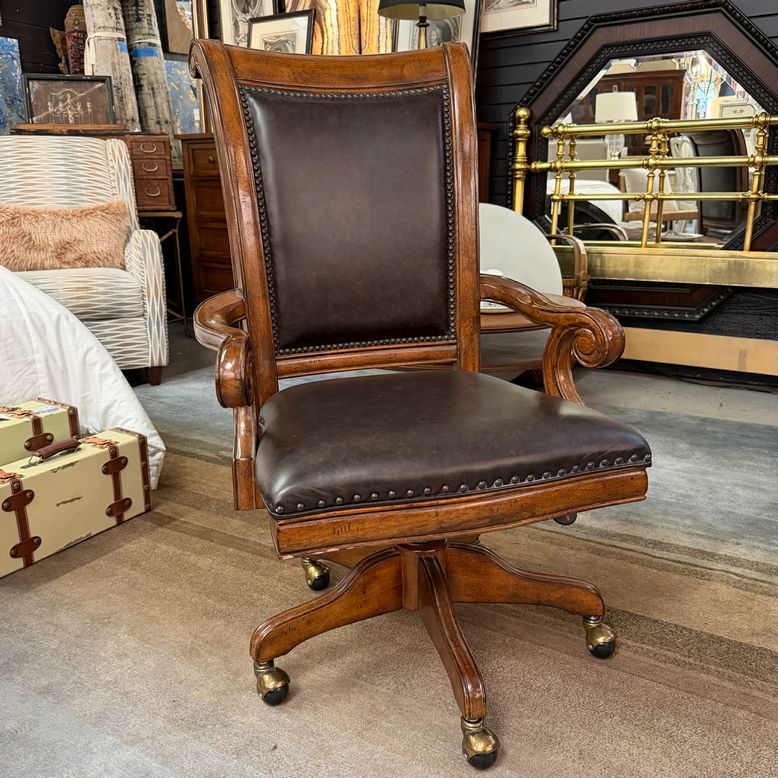 Hooker Tyncastle Tilt Swivel Leather & Wood Office Chair