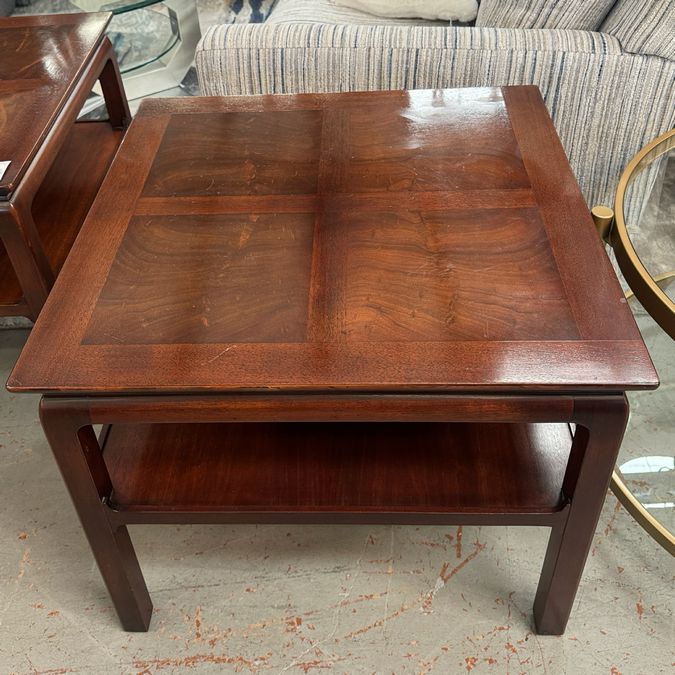 Vintage Heritage Henredon End/Side Table W/Shelf 27x27x22