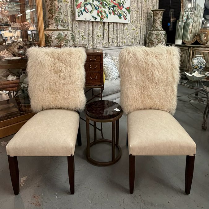 Cream Mongolian Fur Back Side Chair 21x24x43