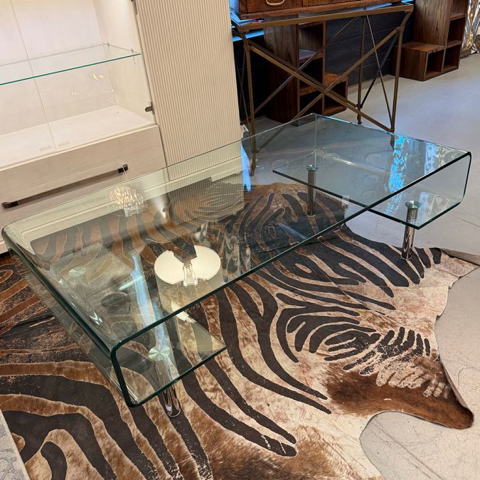 "Dlg" Glass Cocktail Table By Gae Aulenti 49x25.5x15