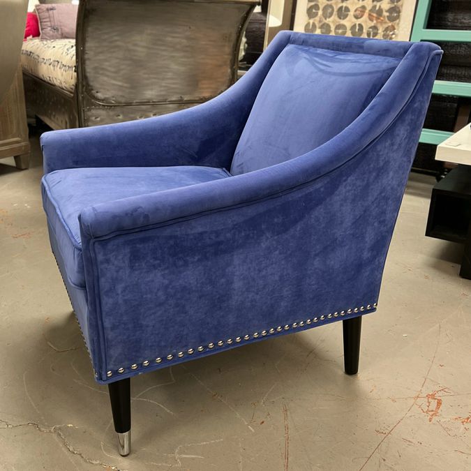 SET/2 Periwinkle Velvet Sitting Chairs 28.5x31x33